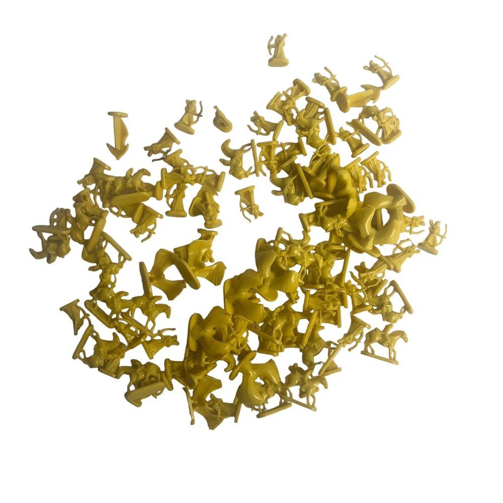 RISK Lord of the Rings Middle Earth Conquest Yellow Army Replacement Piece (112)